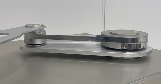 ロボットアームに使われるディムコの駆動用ベルト